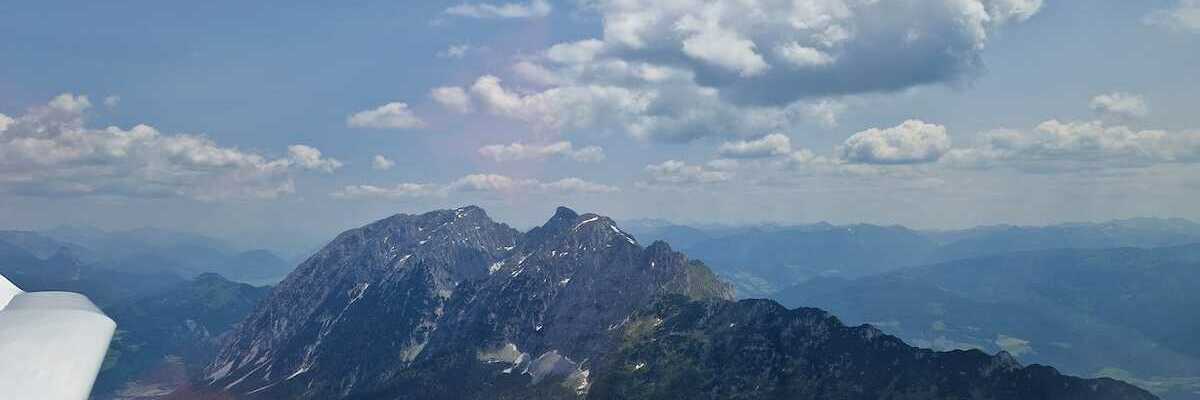 Flugwegposition um 10:38:50: Aufgenommen in der Nähe von Bad Mitterndorf, 8983, Österreich in 2137 Meter